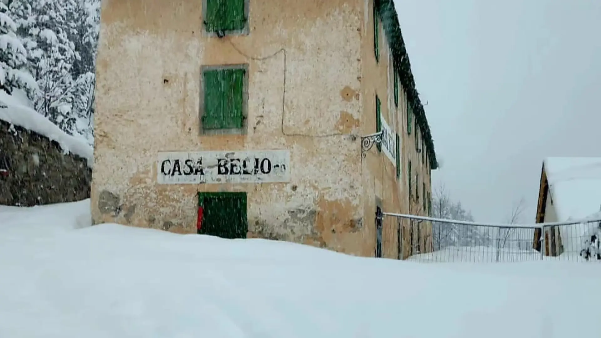 Las Nevadas Obligan Al Cierre De Llanos El Acceso Al Balneario Y Portalet