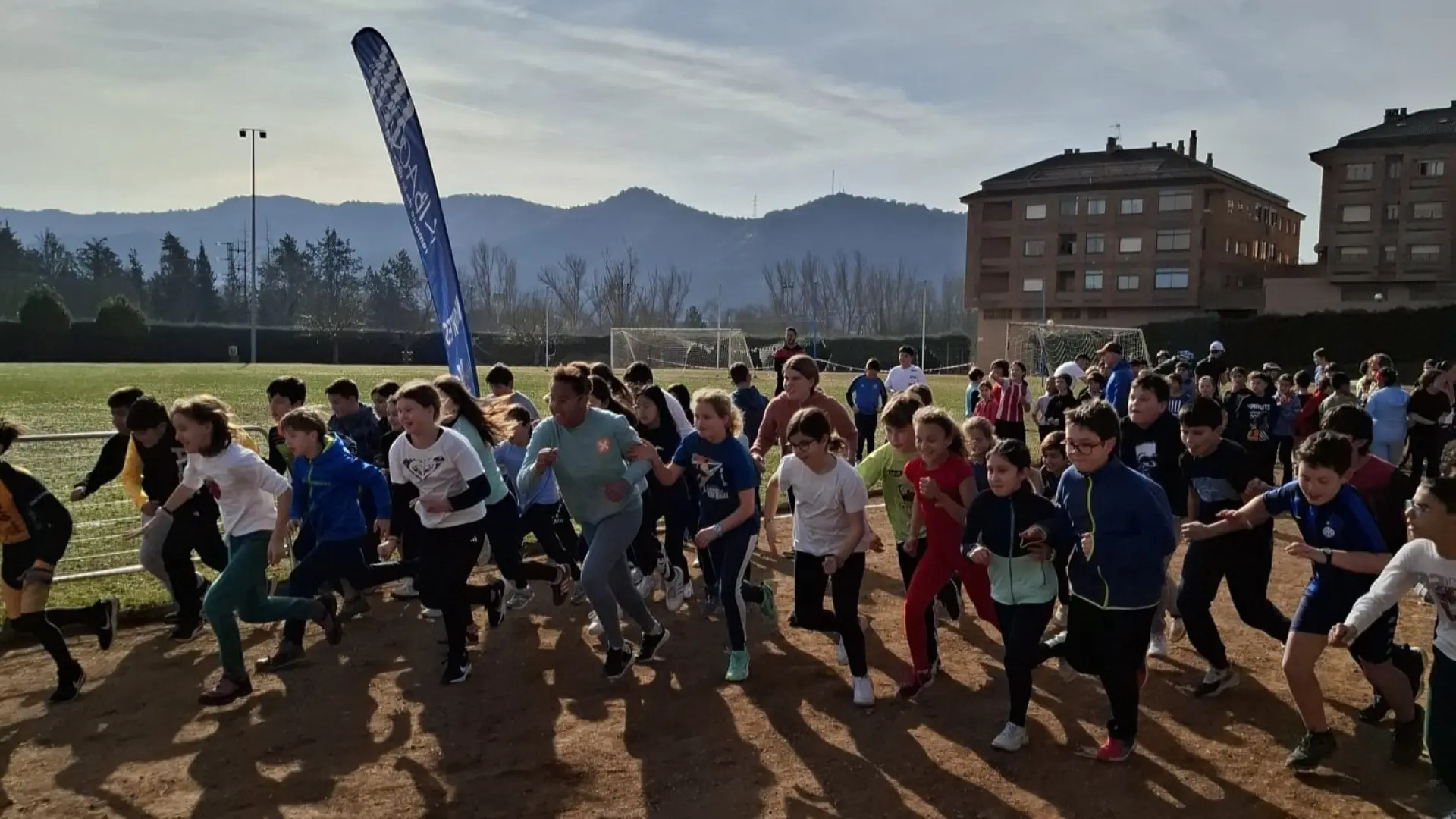 Casi Escolares Ribagorzanos Se Acercan Al Duatl N En V Speras Del