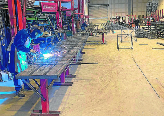 Instalaciones de Hierros del Pirineo.