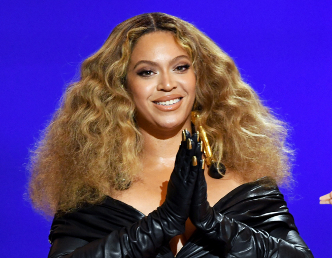 LBeyoncé alcanza hasta el momento los 28 Grammy.