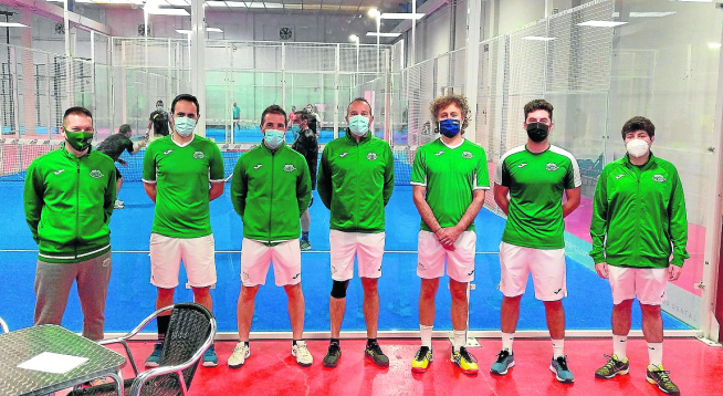 El equipo absoluto masculino del CT Osca es sexto en su grupo de 4ª categoría.