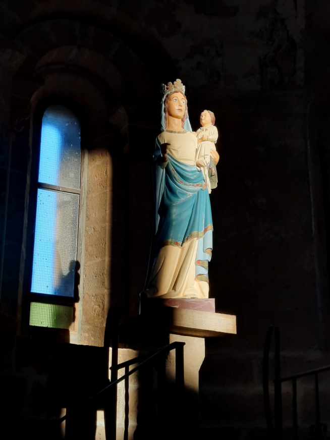 Asoleo de la Virgen de Chalamera, que se puede ver en el solsticio de verano y en el equinoccio de otoño