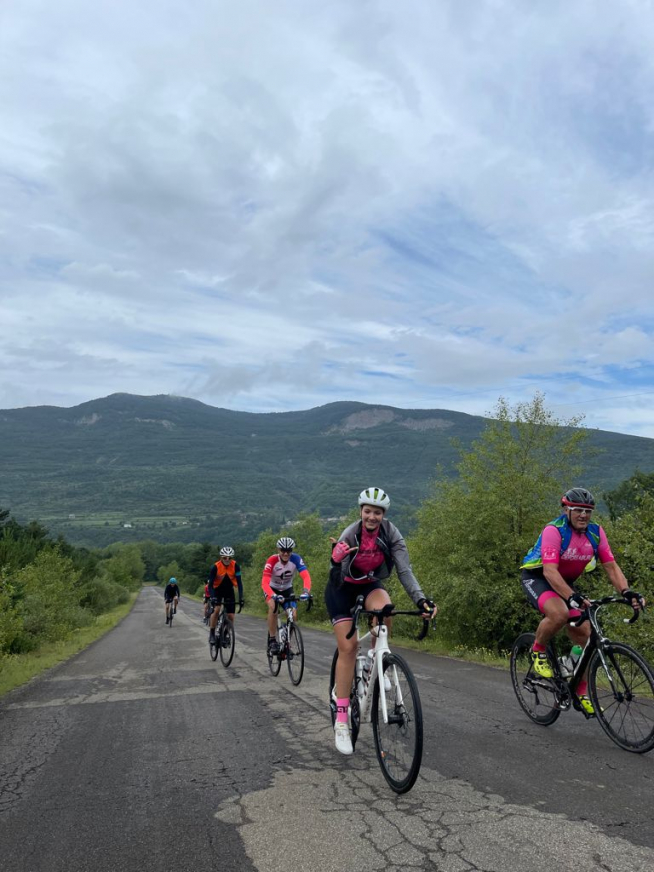 La actividad permitió disfrutar del pedaleo en grupo por toda la comarca.