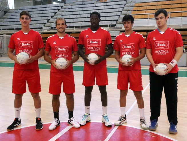 Los nuevos, Ian Moya y Miguel Gomes y los canteranos Pepe Floris, Fran Rubio y Francisco Javier Pascual