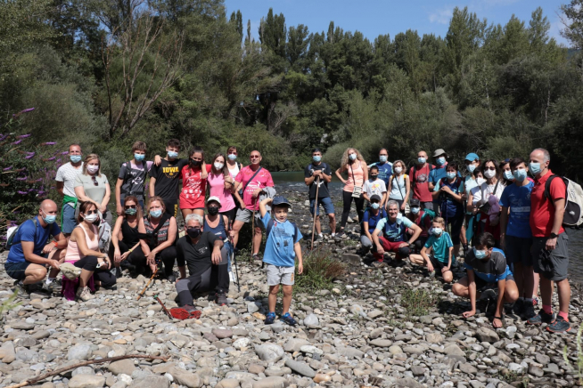 Participantes en la ruta ‘Senderos del Gállego’.