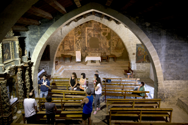 Visita en la ermita de la Virgen de Liena en Murillo de Gállego