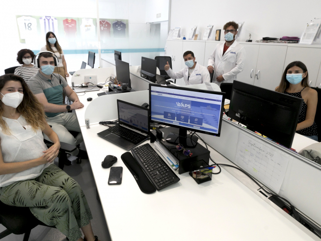 Miembros del equipo de producción y comunicación de la plataforma WAPS