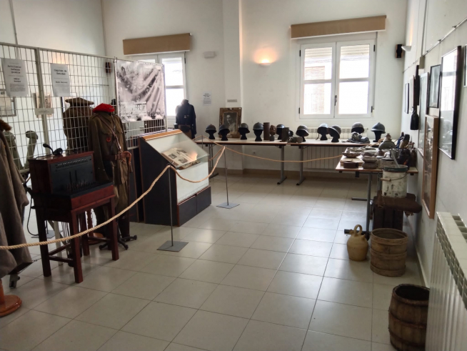 Exposición fotográfica y de material de la Guerra Civil abierta al público este fin de semana en Alcubierre.