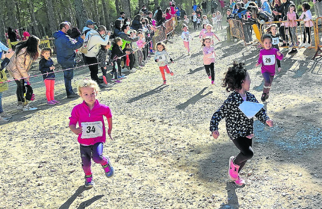 Prueba prebenjamín del Cross del Bajo Cinca celebrado en Ballobar.