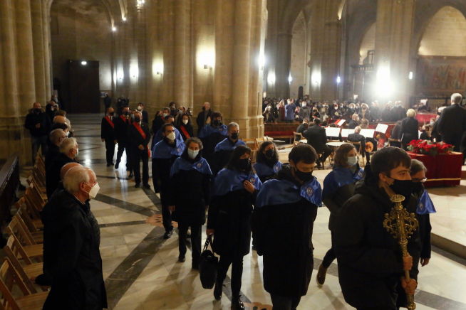 El canto litúrgico del Tota Pulchra se celebró en la catedral como cada 7 de diciembre.