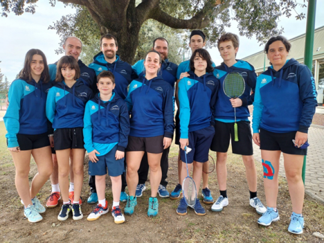 Bádminton Binéfar consiguió excelentes resultados con sus jugadores.