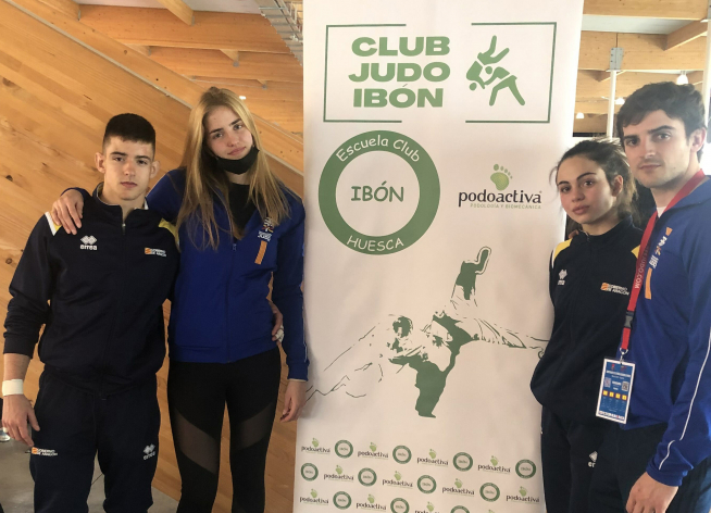 Lorién Jiménez, Raquel Miret, Alba Ramírez y Raúl Poblador.