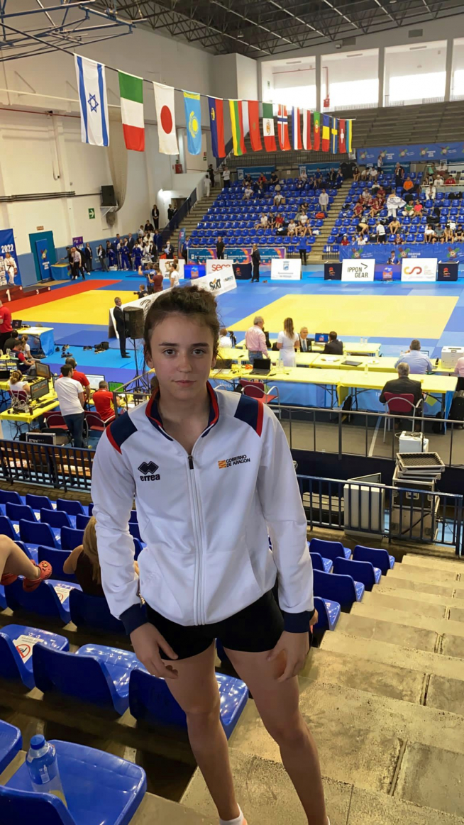 La binefarense Alejandra Pérez tuvo su debut internacional.