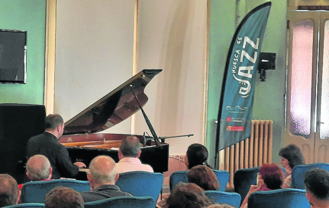 El pianista alicantino Roger Mas, actuó en el festival Huesca es Jazz.