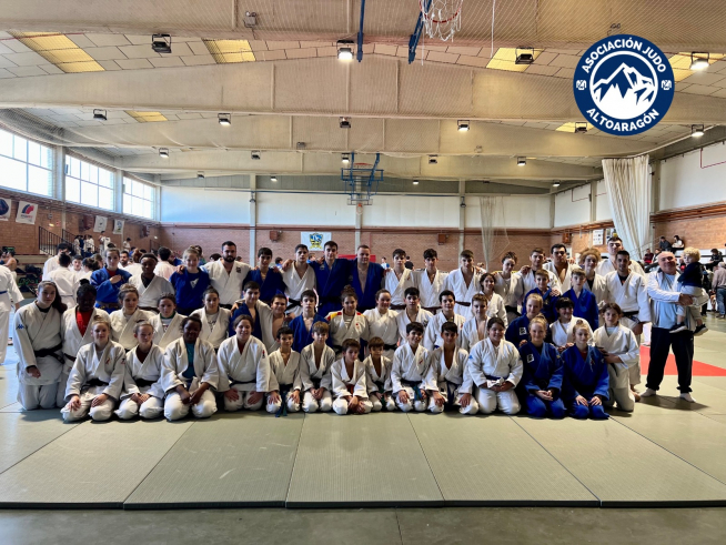 Representación de la Asociación de Judo Altoaragón en el Regional y el entrenamiento federativo.
