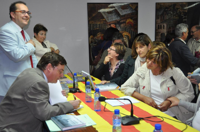El autor, durante la presentación del libro.