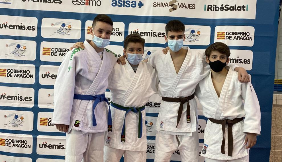 Los cuatro judocas del club Samurai de Huesca