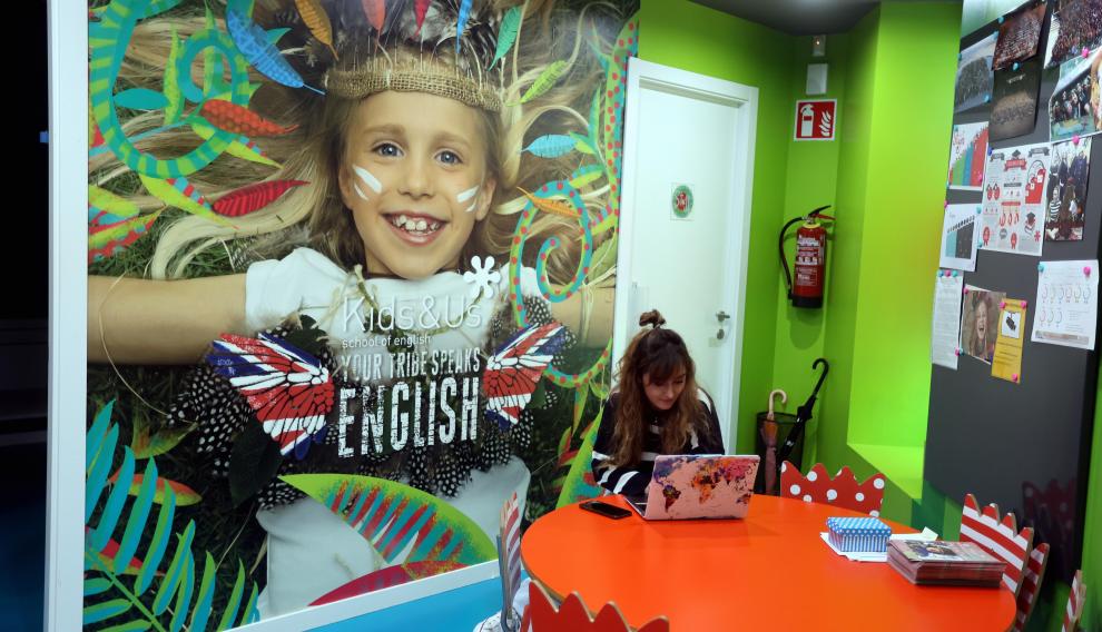 Interior de la academia de inglés Kids & Us Huesca
 foto pablo segura 18 - 10 - 22