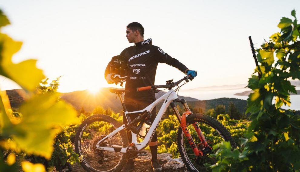 Gabriel Torralba disputó una temporada más las Enduro World Series.