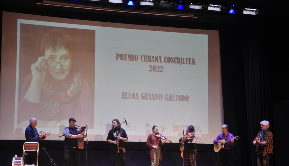Los Gaiters de Chaca, durante su actuación en el ecuador del acto.