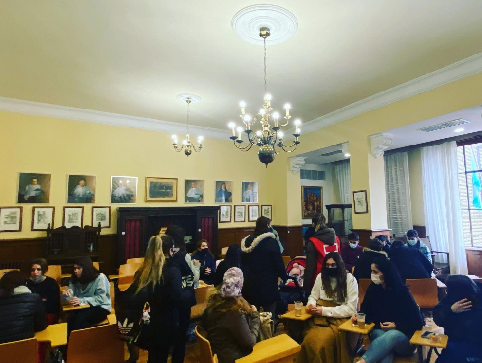 'Café con historia’  de Cruz Roja y la Facultad de Educación de Huesca.