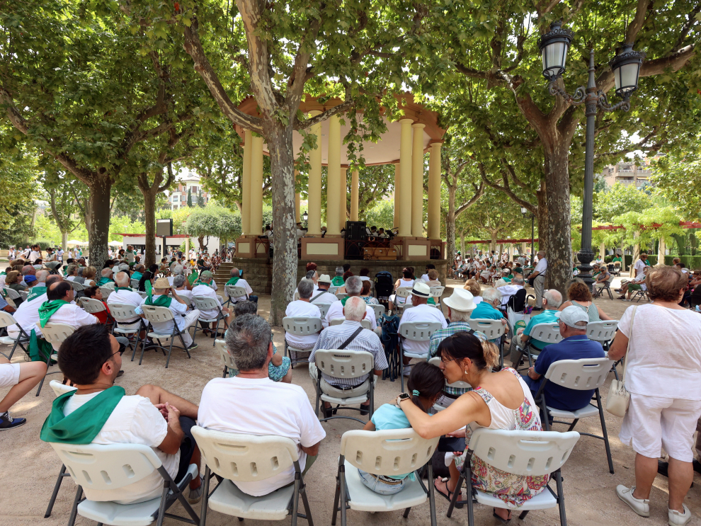 Numeroso público ha asistido al concierto que han ofrecido en el Kiosco de la Música “Maestro Sampériz”