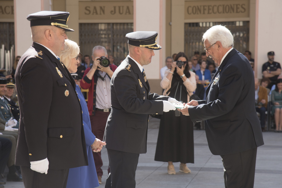 La plaza de López Allué ha acogido este acto y la entrega de medallas