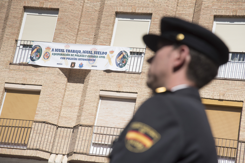 La plaza de López Allué ha acogido este acto y la entrega de medallas
