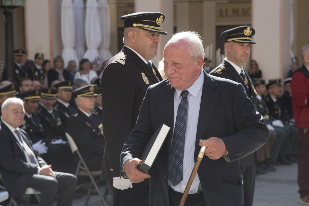 La plaza de López Allué ha acogido este acto y la entrega de medallas