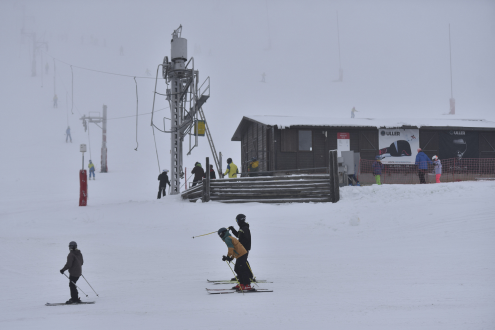 Apertura de la estaciones de esquí en Astún.