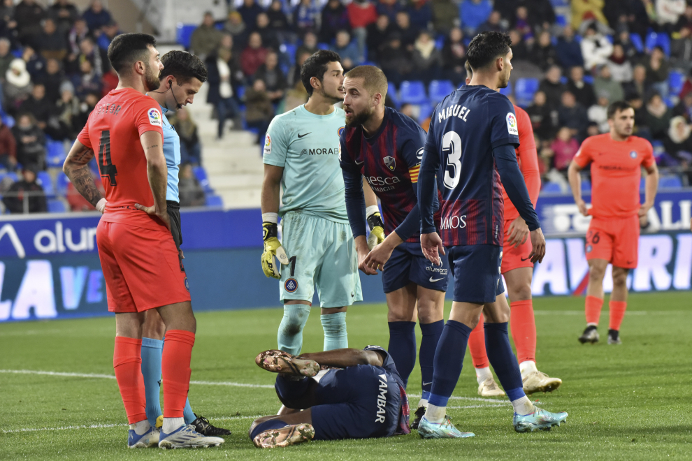 Un solitario gol de penalti de Juan Carlos Real ha dado la victoria a los azulgranas.
