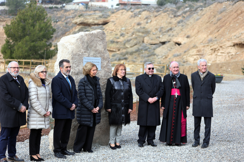 La emérita presidió la inauguración del Espacio Clara Campoamor que ofrece nuevas viviendas para temporeros.