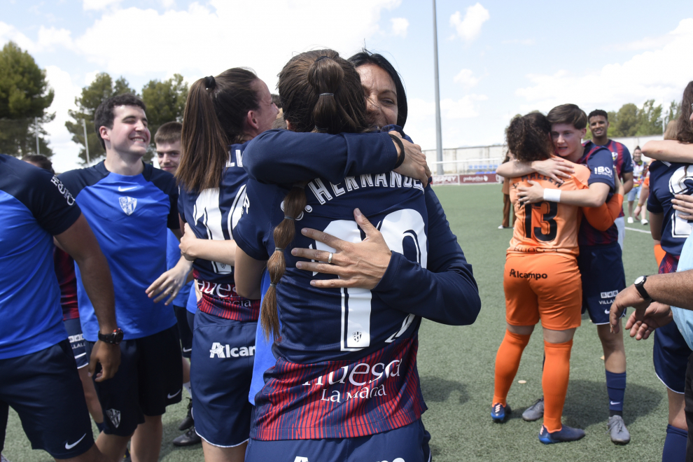 Las jugadoras celebran su triunfo frente al Son Sardina este domingo