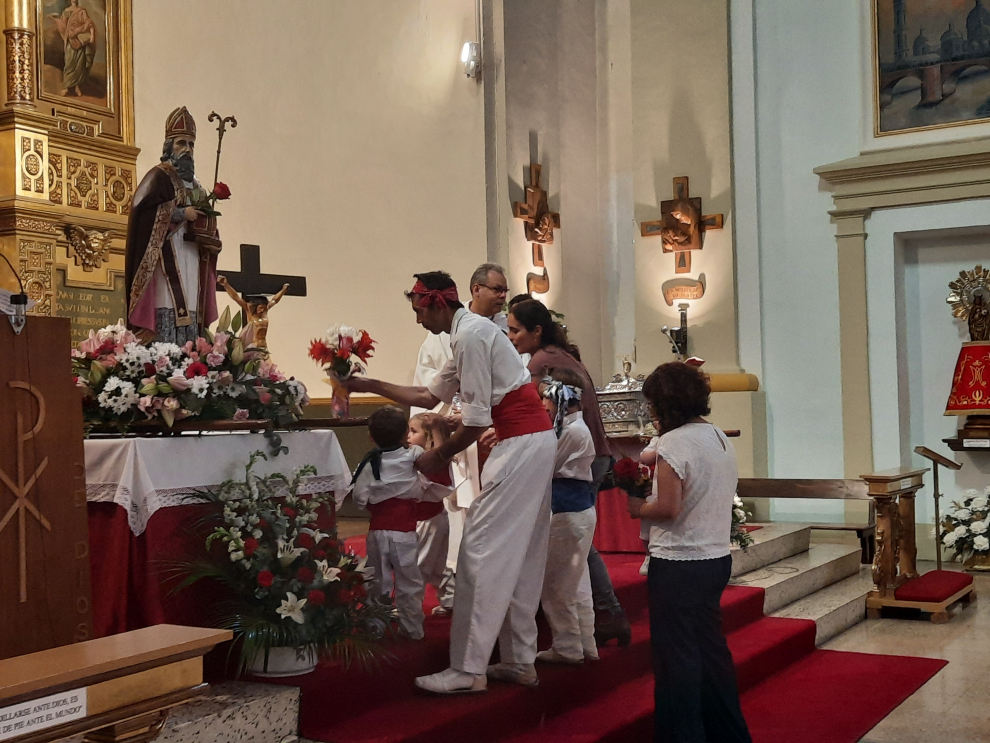 En el día de San Medardo la localidad disfrutó de su folclore con el Balls dels Palitroc o la Pastorada
