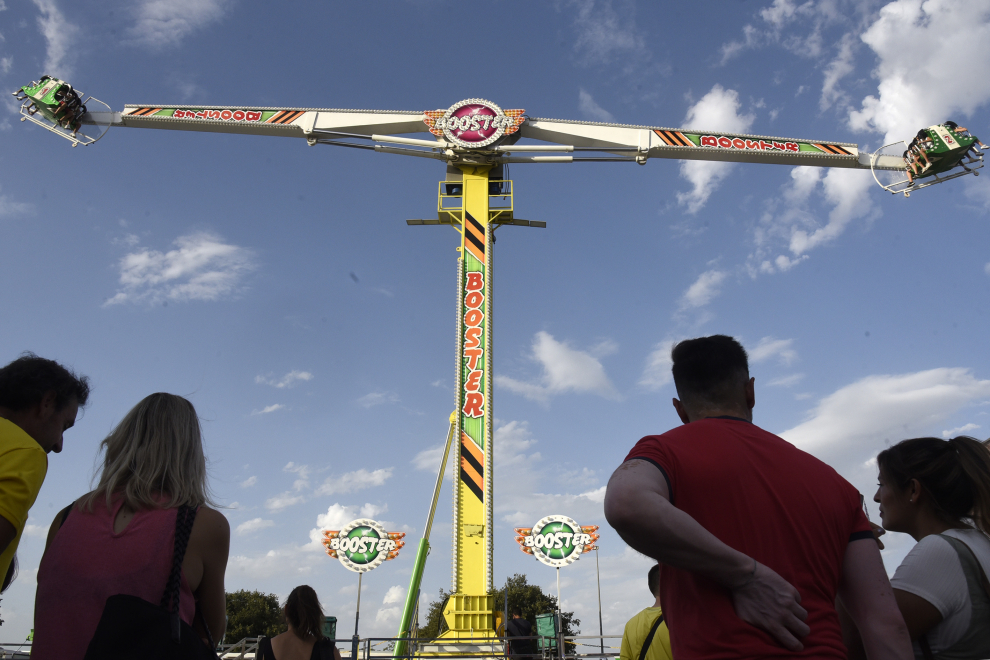 El recinto ferial abrió ayer por último día con precios rebajados hasta un 50 %