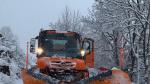 Camión de la comarca de la Ribagorza retirando nieve esta misma semana C RIBA.