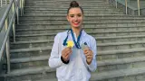 Inés Bergua posa con las dos medallas obtenidas en la Copa del Mundo de Bakú.
