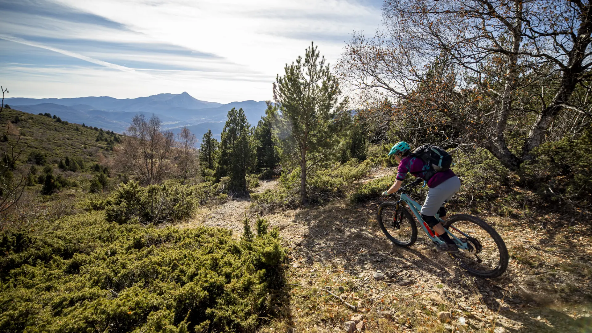 El Valle de Benasque, destino mundial del esquí y la BTT | Imágenes