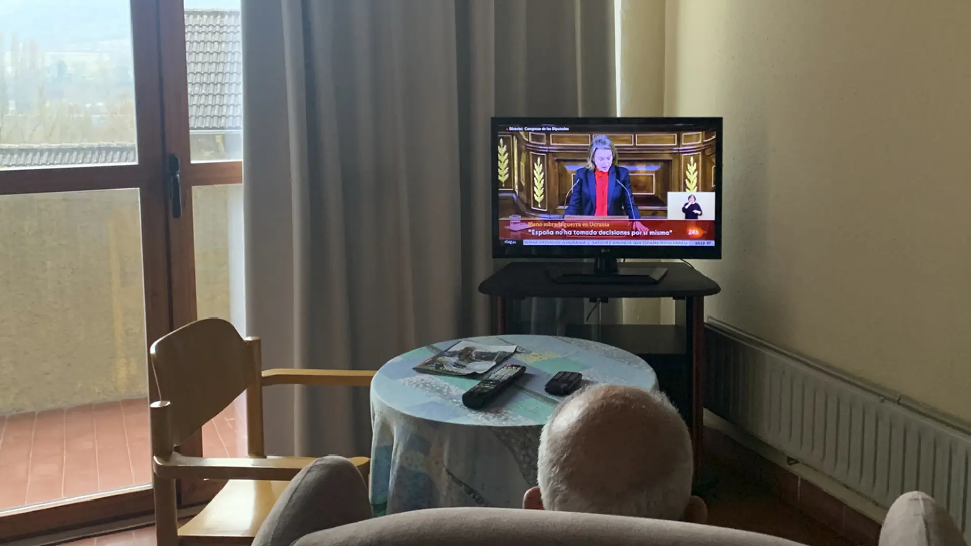 El Hotel Barceló Monasterio de Boltaña dona 40 televisores a la residencia  de mayores La Solana, de Aínsa