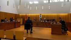 Primera sesión del juicio por agresión sexual a una menor este miércoles en la Audiencia Provincial de Huesca.
