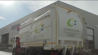 Imagen 80553055 Camión de Grhusa entrando a una de las plantas de reciclaje de la empresa.