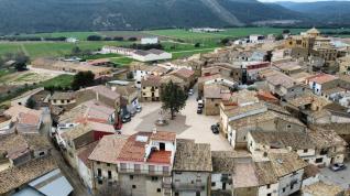 Vista aérea de las calles del municipio de Biscarrués, en la comarca de la Hoya de Huesca.
