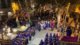 Asistentes la noche del miércoles a la procesión del Santo Encuentro en Barbastro. barbastro