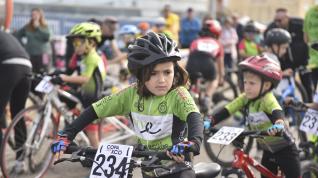 La doble cita ciclista reunió a casi un centenar y medio de participantes en Huesca.