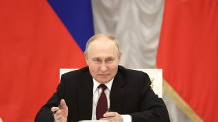 El presidente ruso, Vladímir Putin, en una imagen tomada ayer durante una reunión en el Kremlin.