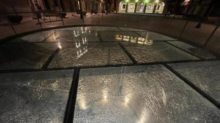 Imagen del pozo de hielo de Fraga iluminado.