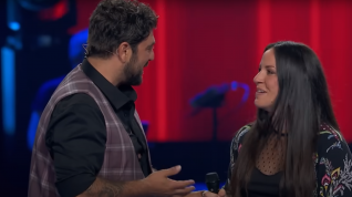 Noelia Rodríguez, junto a Antonio Orozco, que la eligió para su equipo en las audiciones a ciegas de 'La Voz'.