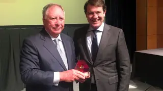 Clemente González recibe un premio de Castilla y León