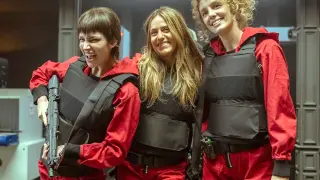 Úrsula Corberó, Itziar Ituño y Esther Acebo son tres de las protagonistas de la serie