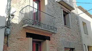 Edificio de apartamentos en el núcleo de Ponzano para nuevos pobladores.